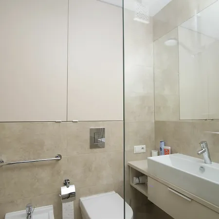 Goodnight Warsaw Apartments - Kredytowa 2 *