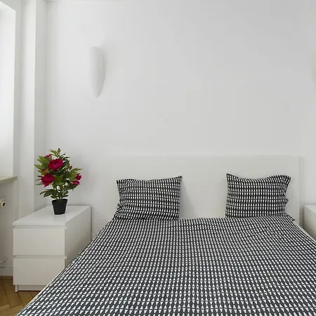 Apartment Goodnight Warsaw Apartments - Kredytowa 2 Warsaw